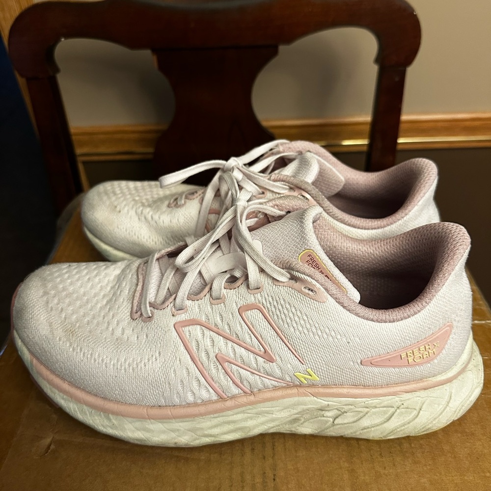 New Balance Women's Light Pink Athletic Shoes - Picture 3 of 6